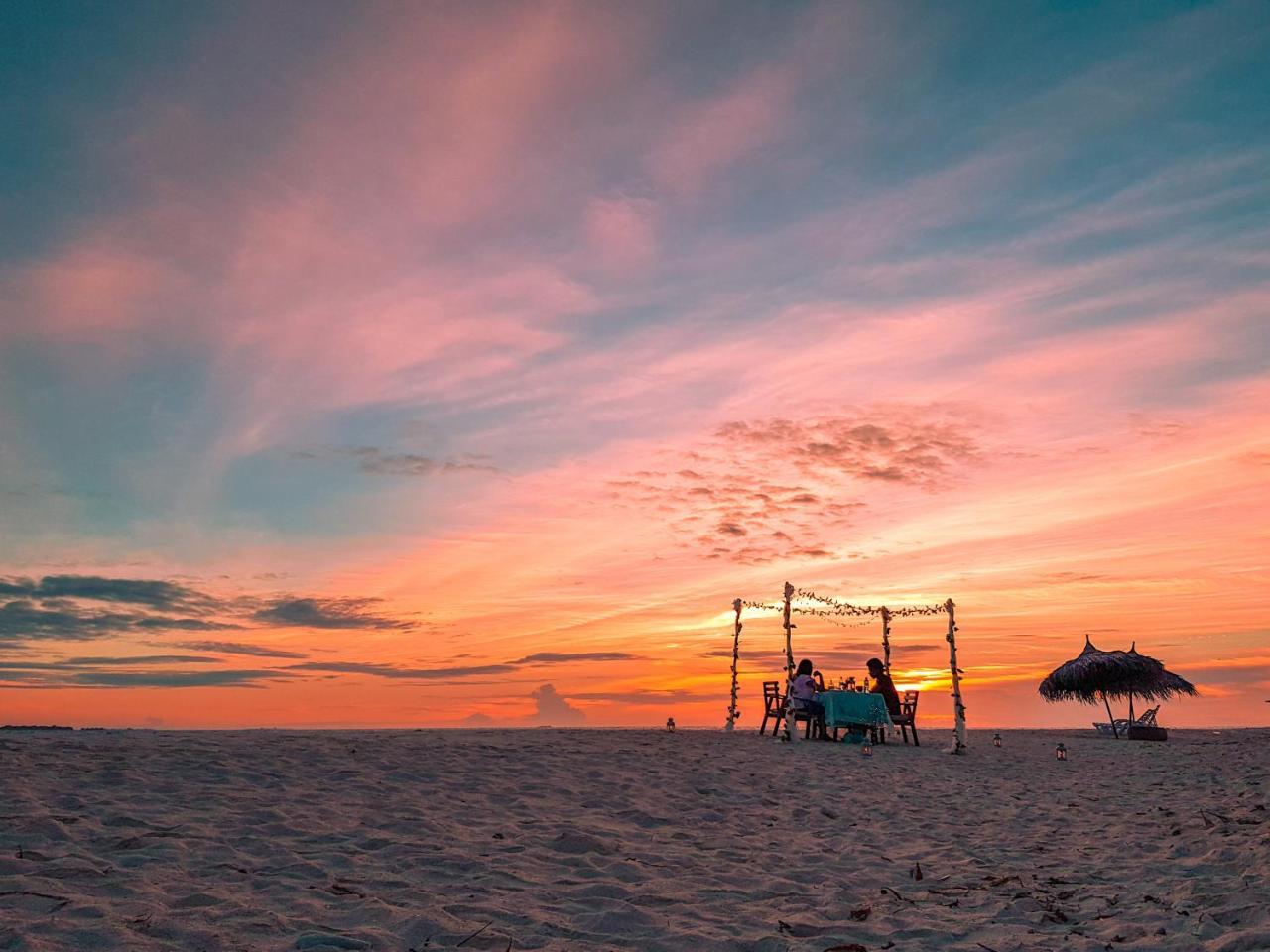 West Sands Ukulhas Island ภายนอก รูปภาพ